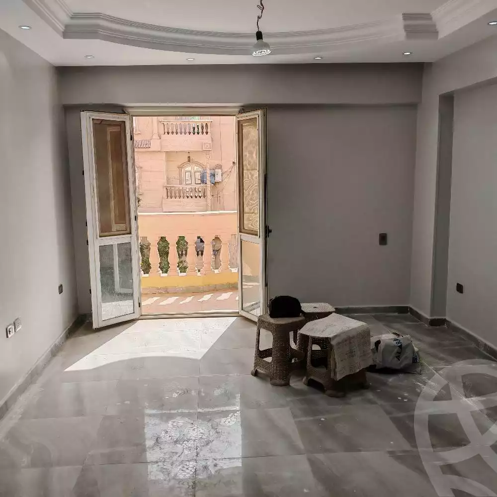 https://aqarmap.com.eg/en/listing/6069838-for-sale-cairo-6th-of-october-el-ahyaa-neighborhood-3rd-no-14-hasan-soltan-st