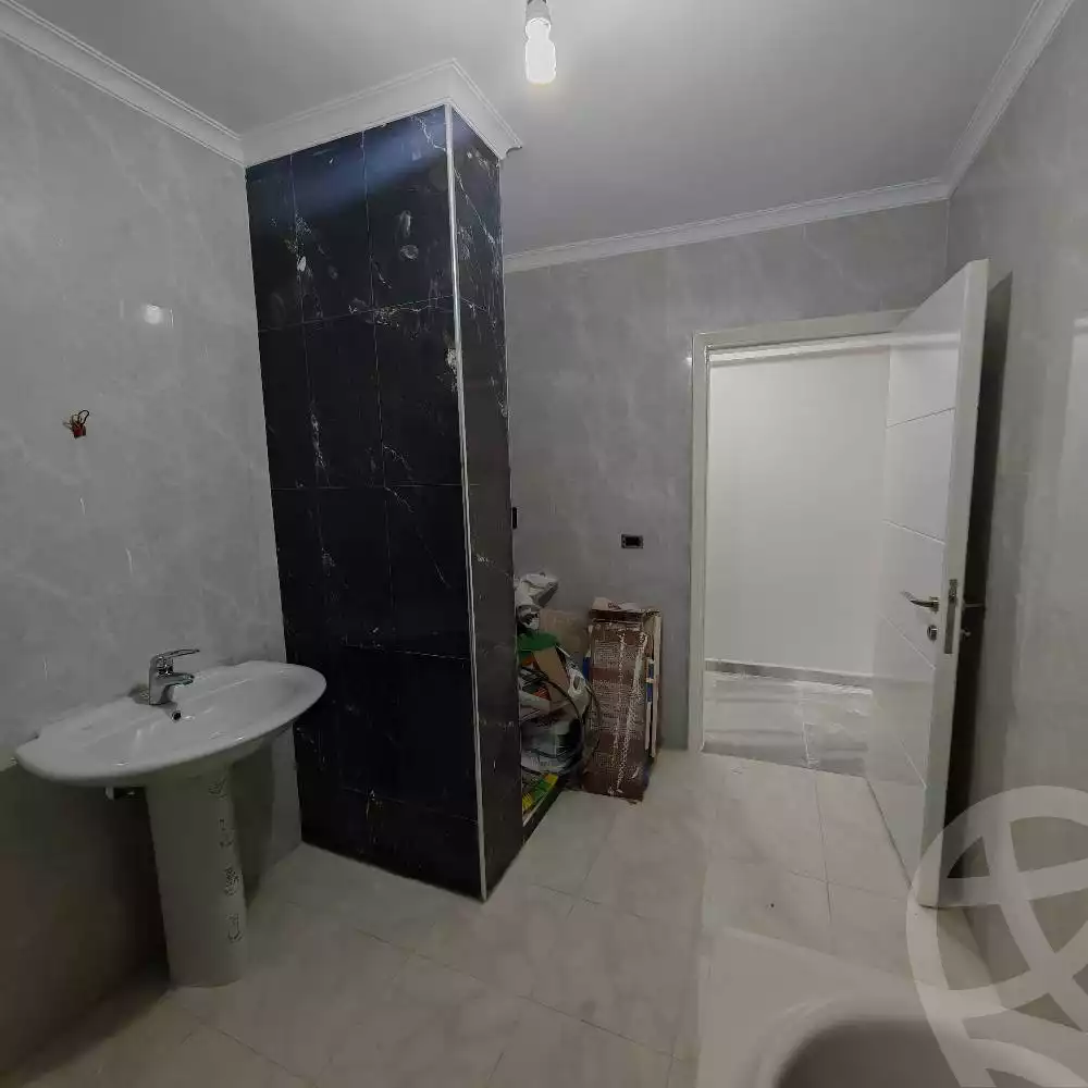 https://aqarmap.com.eg/en/listing/6069838-for-sale-cairo-6th-of-october-el-ahyaa-neighborhood-3rd-no-14-hasan-soltan-st