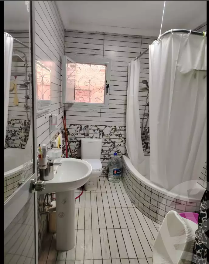 https://aqarmap.com.eg/en/listing/6070909-for-rent-alexandria-l-jmy-lbytsh