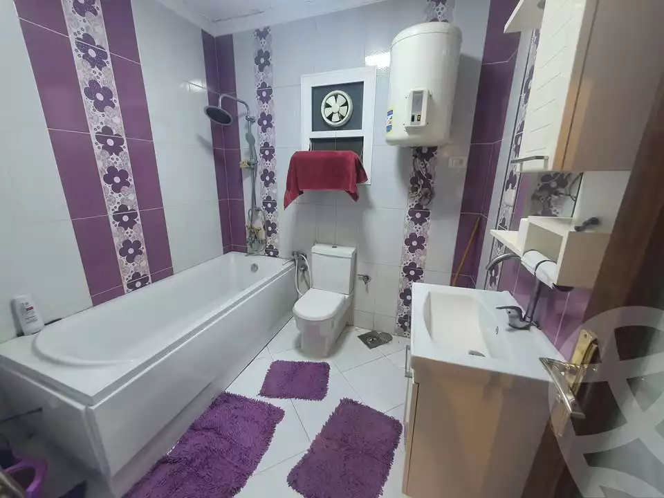 https://aqarmap.com.eg/ar/listing/6071610-for-sale-alexandria-sydy-bshr-sydy-bshr-bhry-gamal-abd-el-nasir-st