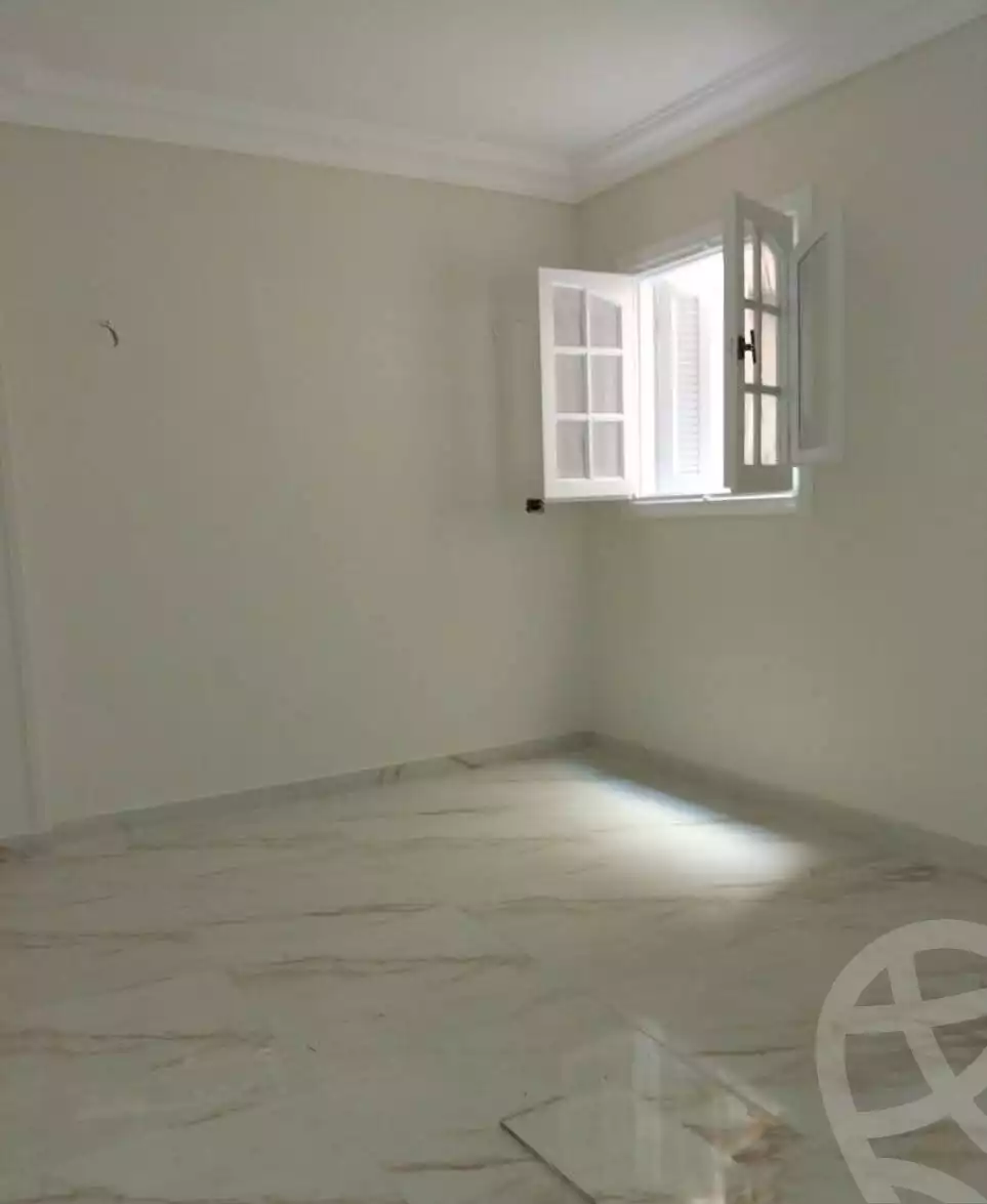 https://aqarmap.com.eg/ar/listing/6072057-for-sale-alexandria-camp-cesar-heliopolis-st-alex