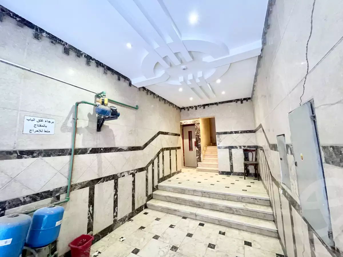 https://aqarmap.com.eg/en/listing/6072085-for-sale-cairo-shoubra-el-mzalat-mostafa-darwish-st