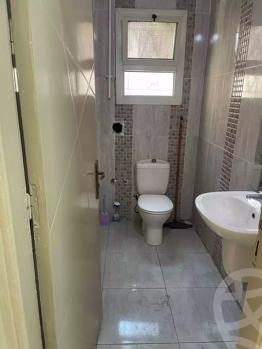 https://aqarmap.com.eg/en/listing/6072981-for-rent-cairo-el-mohandesen-shareaa-ahmed-orabi