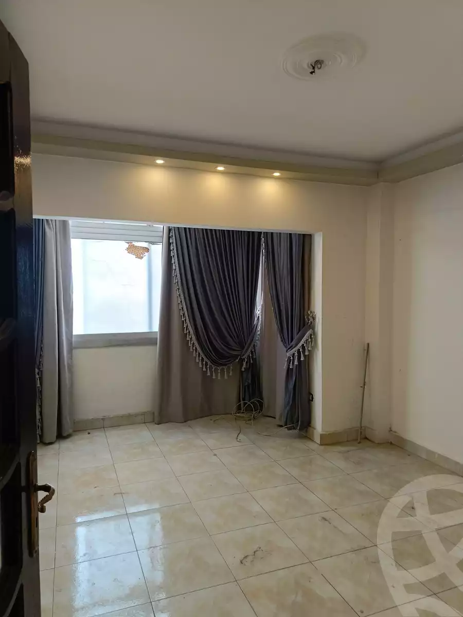https://aqarmap.com.eg/en/listing/6073005-for-rent-cairo-mokattam-lhdb-l-ly-shareaa-9