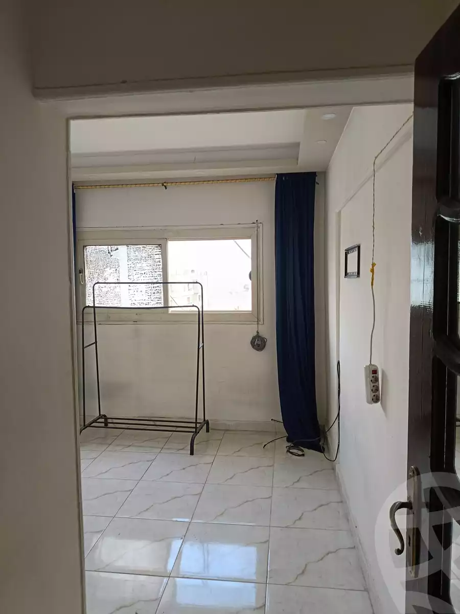 https://aqarmap.com.eg/en/listing/6073005-for-rent-cairo-mokattam-lhdb-l-ly-shareaa-9