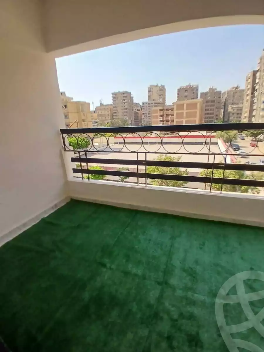 https://aqarmap.com.eg/en/listing/6074561-for-sale-cairo-nasr-city-8th-zone-yas-ragheb-st