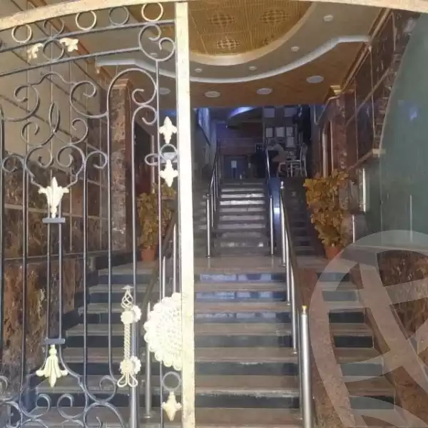 https://aqarmap.com.eg/ar/listing/6075582-for-sale-alexandria-moharram-bey-el-rasafa-st