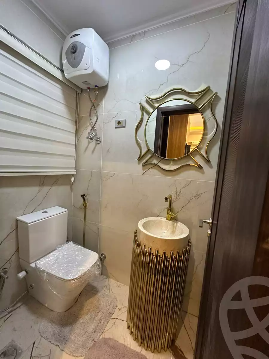 https://aqarmap.com.eg/en/listing/6075928-for-sale-cairo-new-cairo-compounds-mwrd-fq-llttwyr