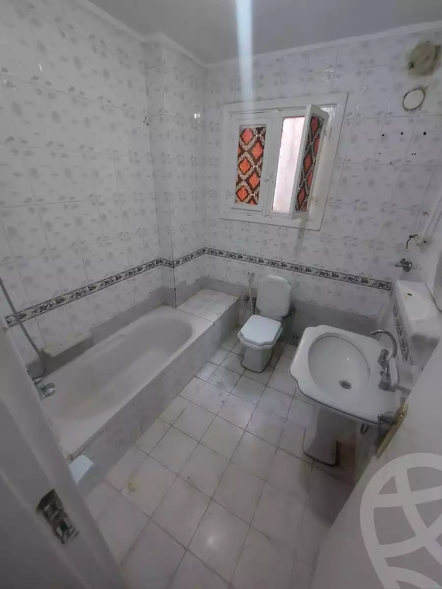 https://aqarmap.com.eg/en/listing/6076301-for-sale-cairo-helwan-hadayek-helwan-el-shareef