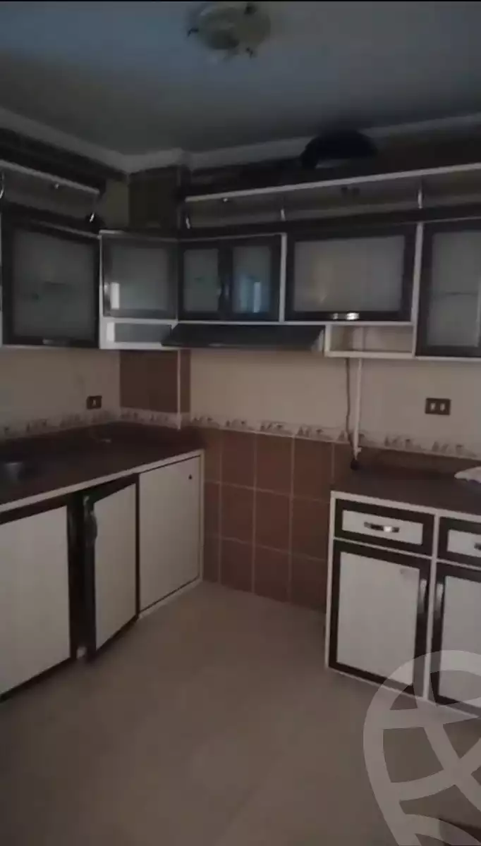 https://aqarmap.com.eg/ar/listing/6076630-for-rent-alexandria-l-jmy-bw-ywsf
