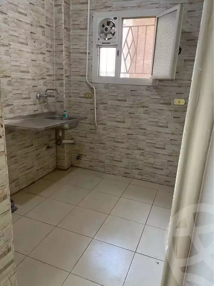 https://aqarmap.com.eg/ar/listing/6077052-for-rent-cairo-el-mohandesen-shareaa-ahmed-orabi
