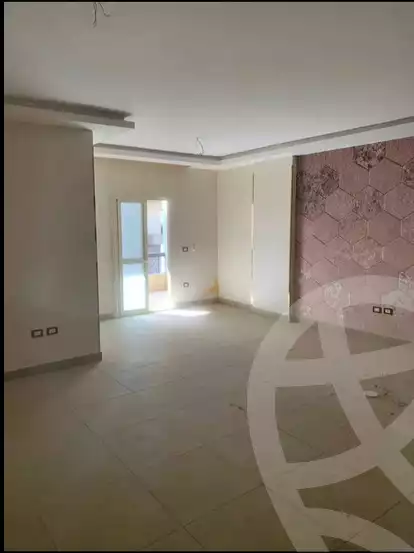 https://aqarmap.com.eg/en/listing/6077911-for-sale-cairo-mokattam-compounds-kmbwnd-jwldn-jyts