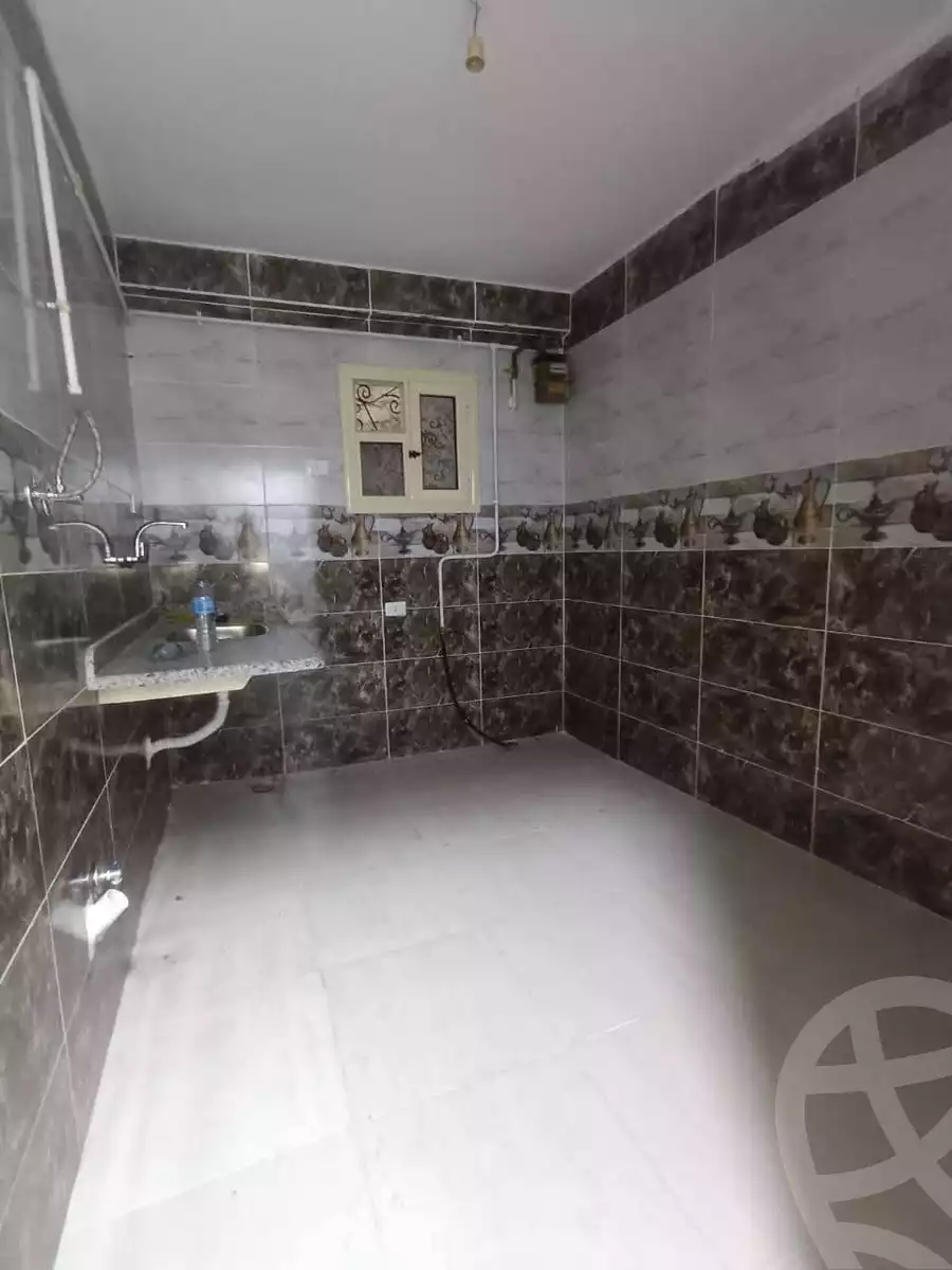 https://aqarmap.com.eg/ar/listing/6078104-for-sale-alexandria-l-jmy-lbytsh-el-hanafeya-st