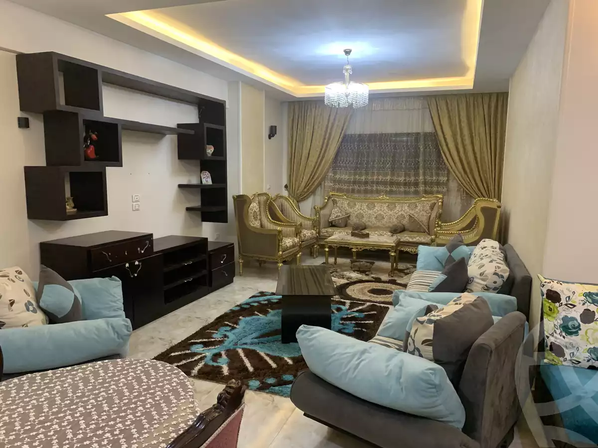 https://aqarmap.com.eg/ar/listing/6015654-for-rent-sharqia-zagazig-zagazig-city-ghasham-rd