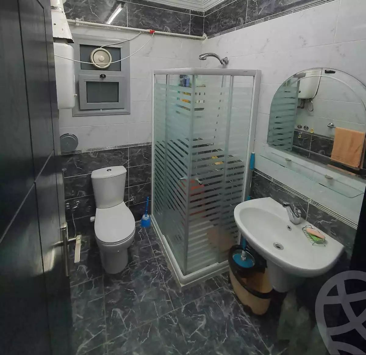 https://aqarmap.com.eg/en/listing/6079024-for-sale-cairo-helwan-helwan-el-sharkeya-mostafa-safwat-st