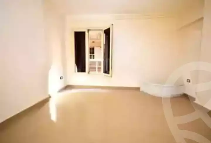 https://aqarmap.com.eg/en/listing/6079341-for-rent-alexandria-l-jmy-el-kilo-21