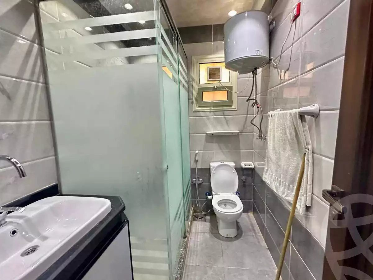 https://aqarmap.com.eg/en/listing/6079437-for-sale-cairo-mokattam-compounds-kmbwnd-jwldn-jyts