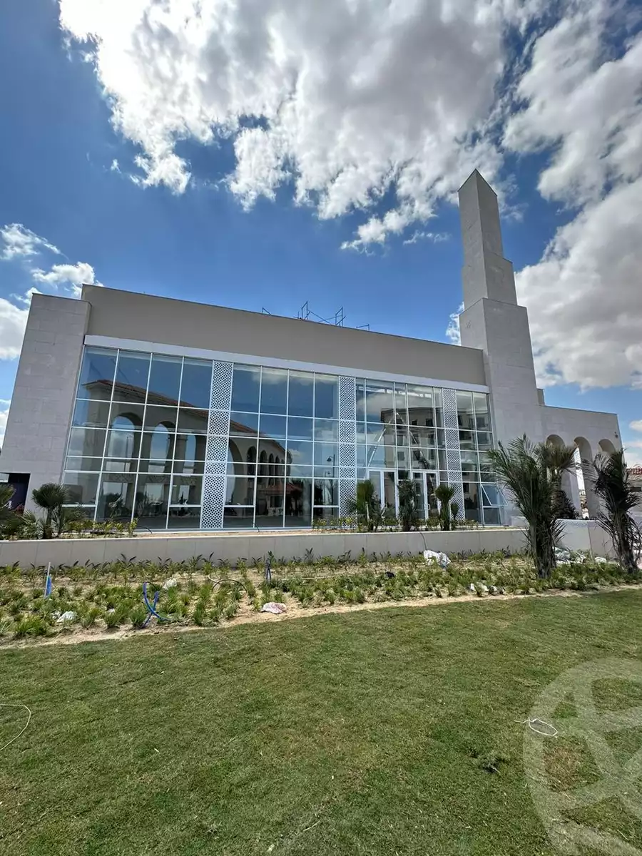 https://aqarmap.com.eg/en/listing/6079513-for-sale-cairo-el-sheikh-zayed-city-compounds-kmbwnd-fyldj-wyst-dr-llttwyr