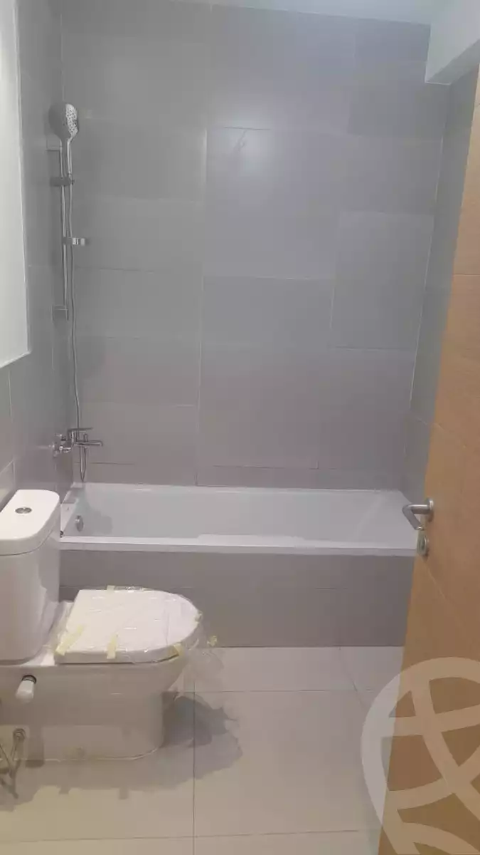 https://aqarmap.com.eg/en/listing/6079701-for-sale-cairo-mokattam-compounds-uptown-cairo-levana-uptown-cairo