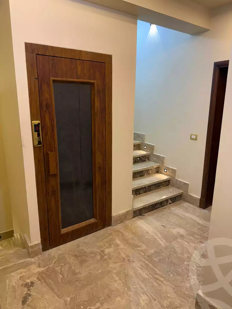 https://aqarmap.com.eg/en/listing/6080219-for-sale-cairo-new-cairo-compounds-el-patio-oro