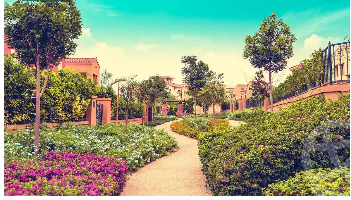 https://aqarmap.com.eg/en/listing/6080399-for-sale-cairo-new-cairo-compounds-mivida-mivida-parcel