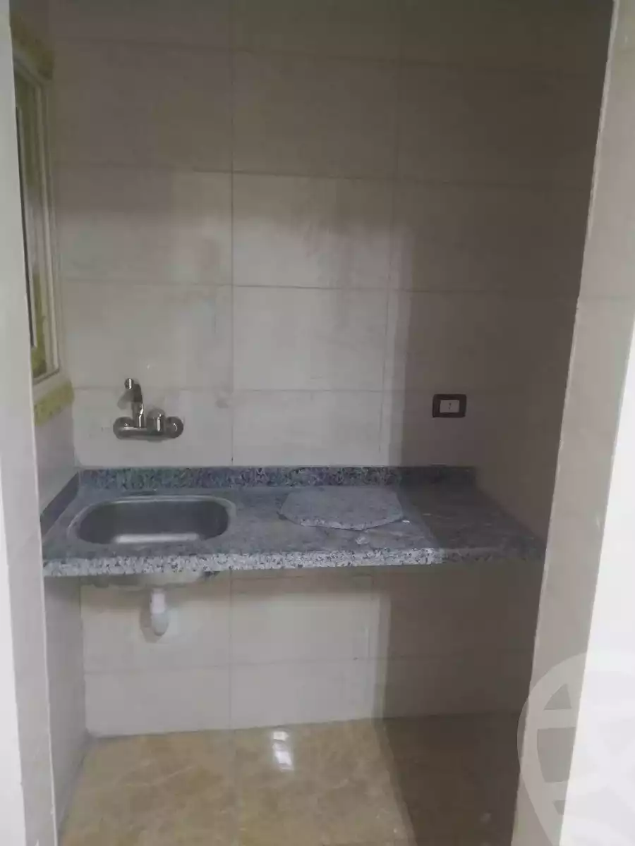 https://aqarmap.com.eg/en/listing/6081284-for-rent-alexandria-mansheya-al-gonday-al-maghool-sq