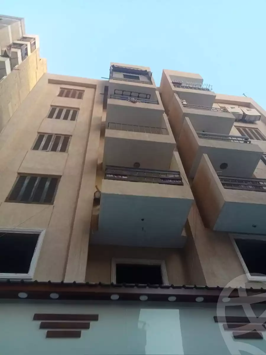 https://aqarmap.com.eg/en/listing/6081700-for-sale-cairo-mokattam-lhdb-l-ly-el-naforah-square
