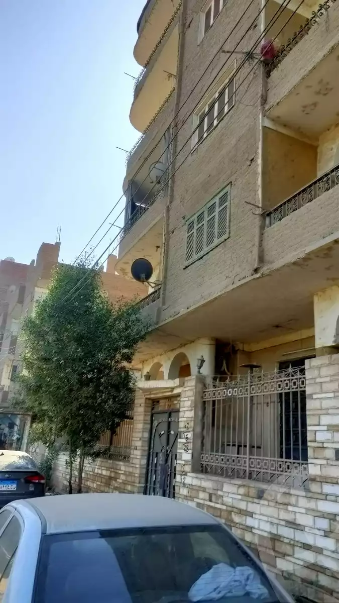 https://aqarmap.com.eg/en/listing/6082098-for-sale-asyut-asyut-city