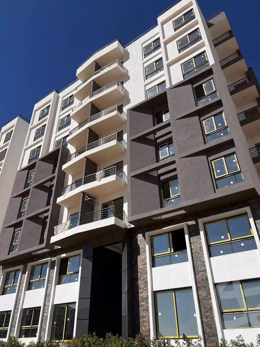 https://aqarmap.com.eg/en/listing/6082750-for-sale-cairo-new-administrative-capital-r7-green-avenue