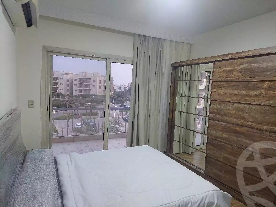 https://aqarmap.com.eg/en/listing/6083076-for-rent-cairo-el-sheikh-zayed-city-compounds-dh-drys