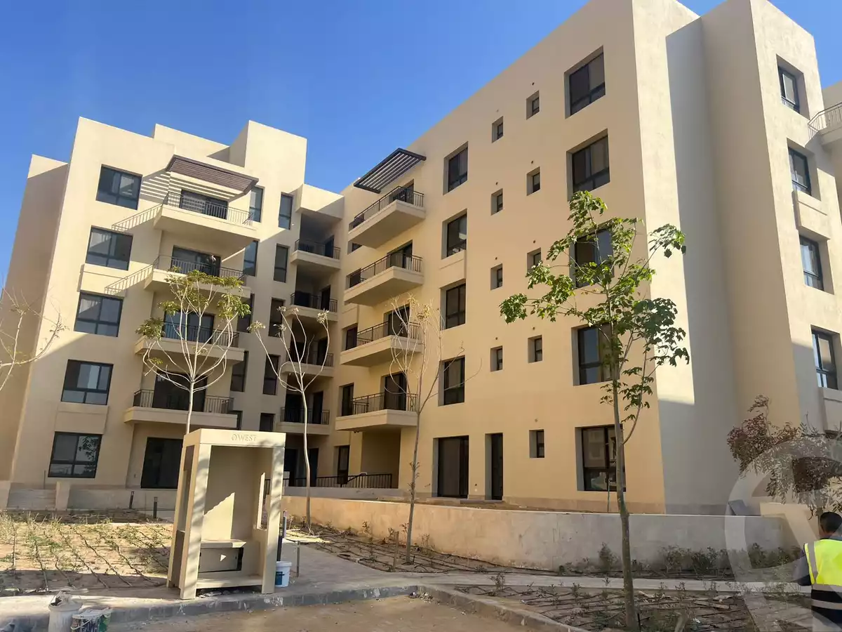 https://aqarmap.com.eg/en/listing/6083510-for-sale-cairo-6th-of-october-hadaeq-october-kmbwnd-fy-hdyq-ktwbr-o-west-tulwa-o-west