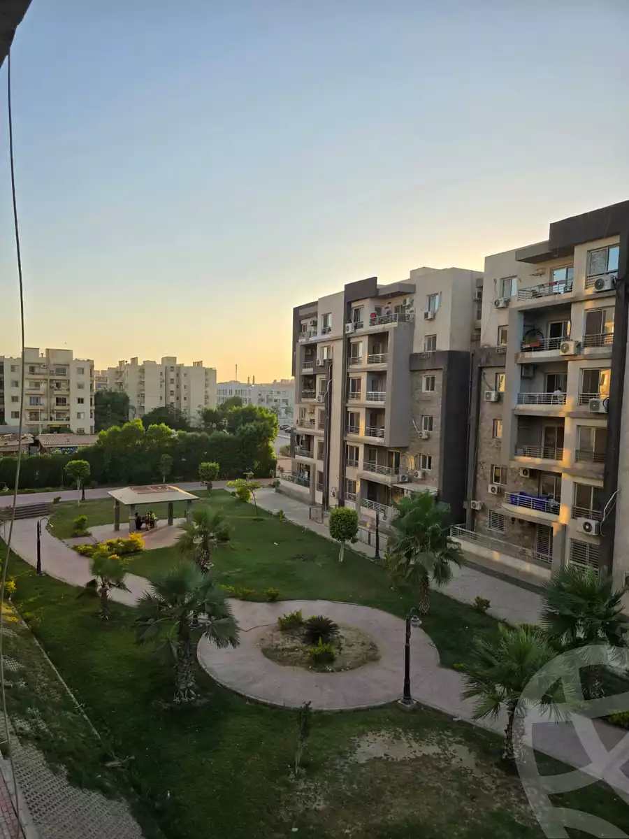 https://aqarmap.com.eg/en/listing/6083595-for-sale-cairo-el-sheikh-zayed-city-compounds-dr-msr