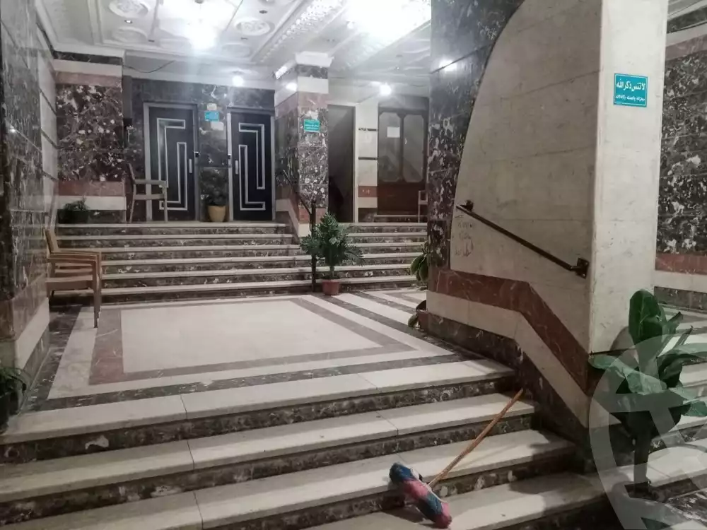 https://aqarmap.com.eg/en/listing/6085200-for-sale-cairo-el-haram-el-maryotya-el-orouba-st