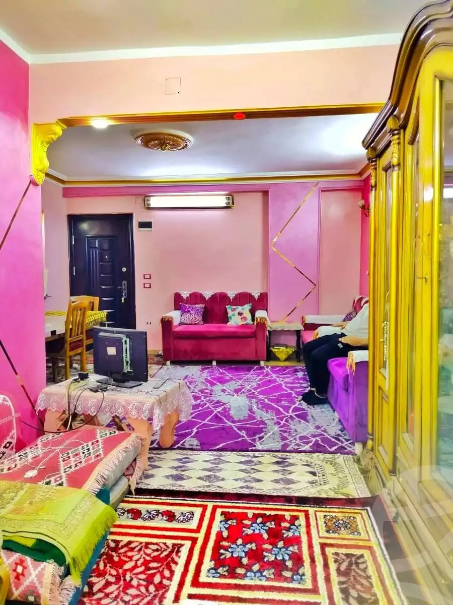 https://aqarmap.com.eg/en/listing/6085228-for-sale-qalyubia-shubra-el-khaima