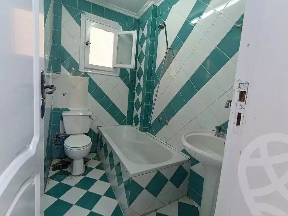 https://aqarmap.com.eg/ar/listing/6086006-for-sale-alexandria-sydy-bshr-sydy-bshr-bhry