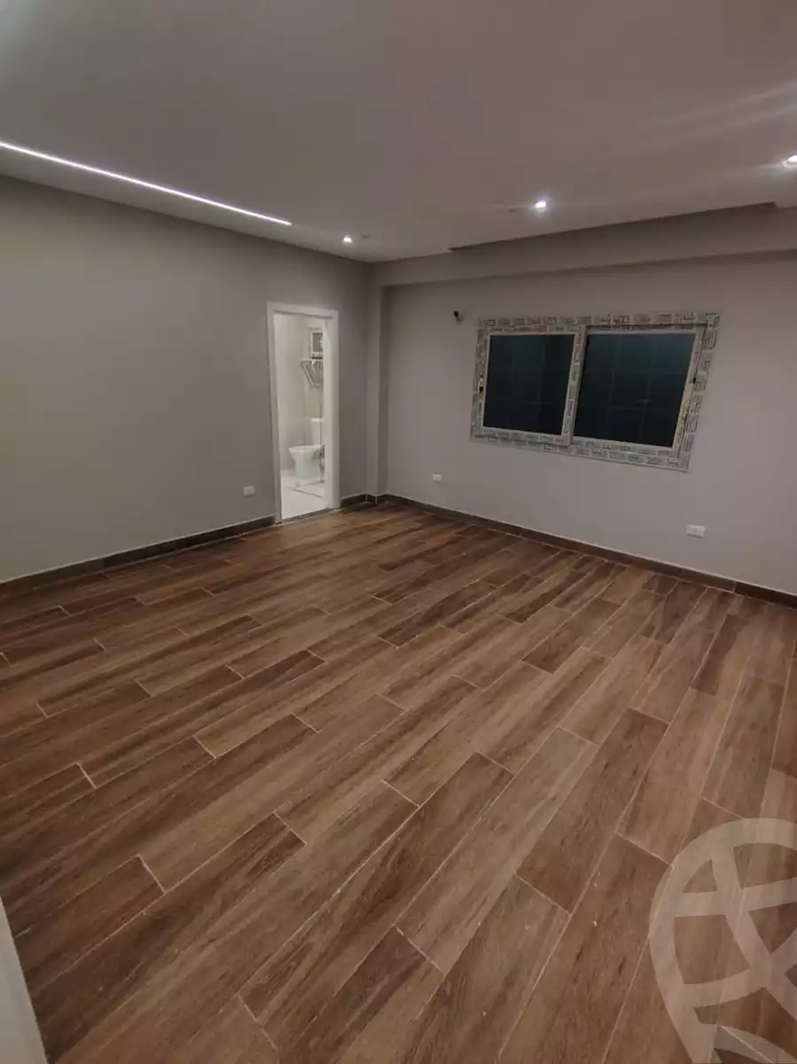 https://aqarmap.com.eg/ar/listing/6086098-for-rent-cairo-el-sheikh-zayed-city-el-hay-elthamen-lml