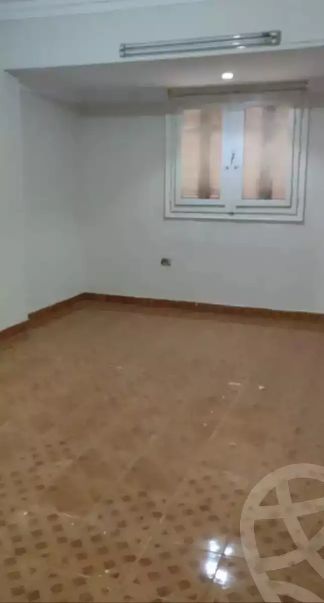 https://aqarmap.com.eg/ar/listing/6086451-for-sale-cairo-mokattam-lhdb-l-ly-shareaa-9