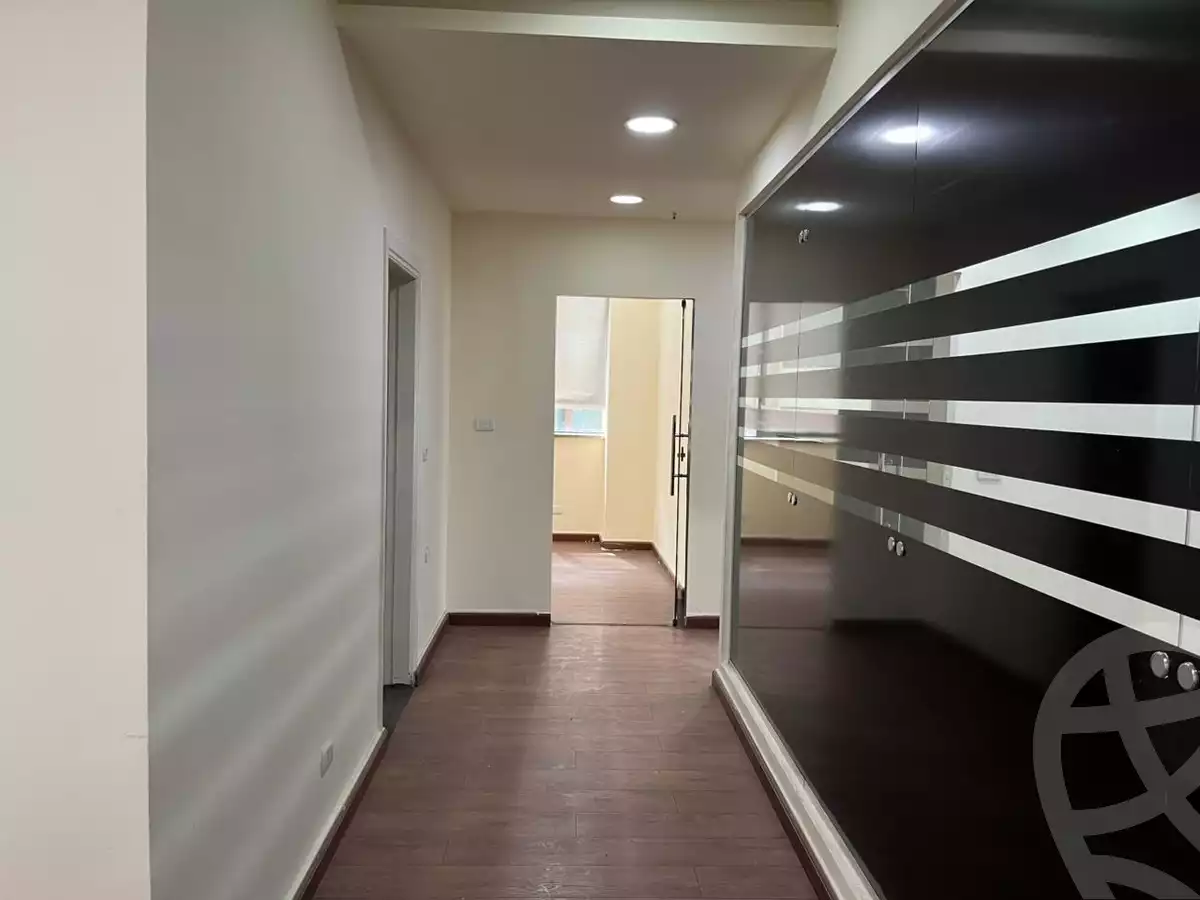 https://aqarmap.com.eg/en/listing/6086882-for-rent-cairo-new-cairo-90th-street-south-teseen-st