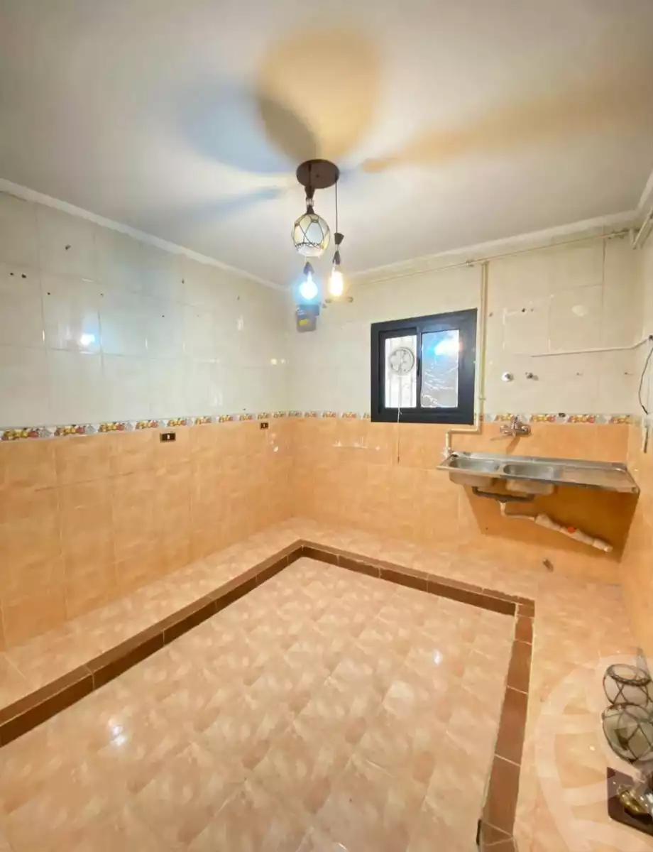 https://aqarmap.com.eg/ar/listing/6086996-for-sale-cairo-mokattam-lhdb-l-ly-shareaa-9