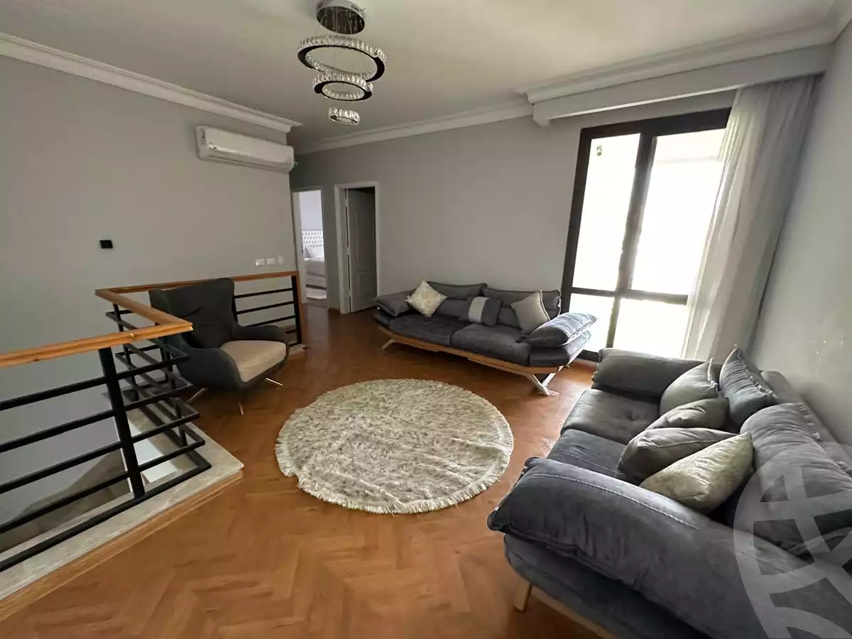 https://aqarmap.com.eg/ar/listing/6087451-for-rent-cairo-el-sheikh-zayed-city-compounds-kmbwnd-wyst-twn-swdyk