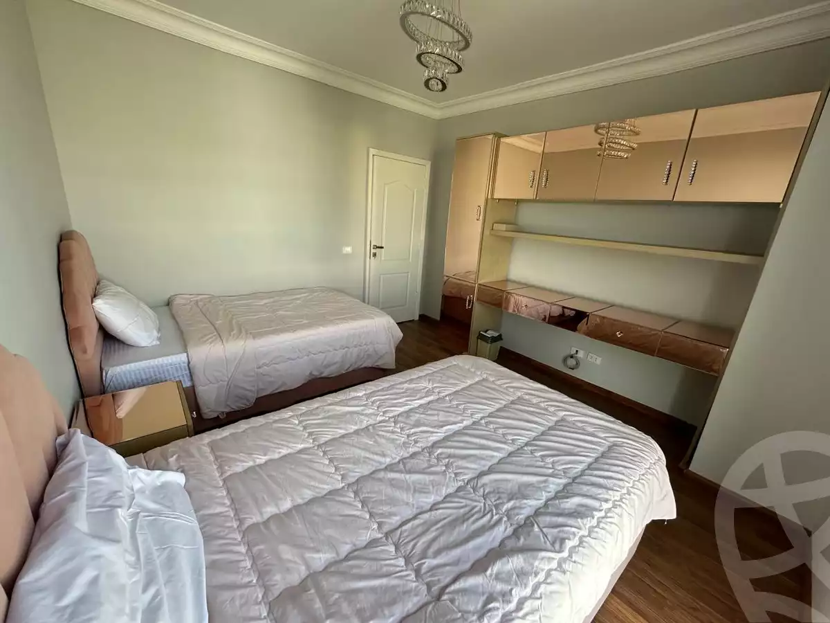 https://aqarmap.com.eg/ar/listing/6087451-for-rent-cairo-el-sheikh-zayed-city-compounds-kmbwnd-wyst-twn-swdyk