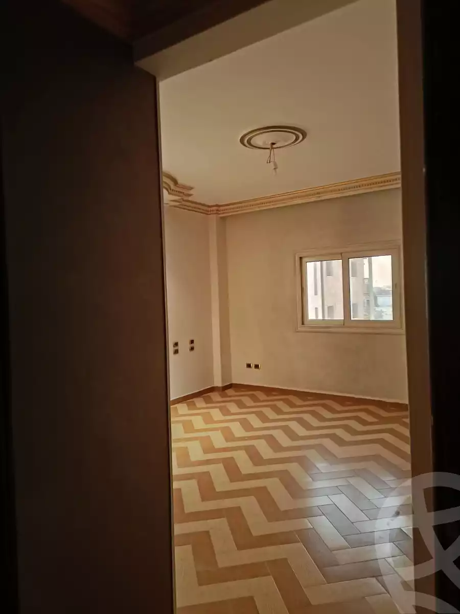 https://aqarmap.com.eg/en/listing/6087478-for-rent-cairo-mokattam-lhdb-l-ly-shareaa-9
