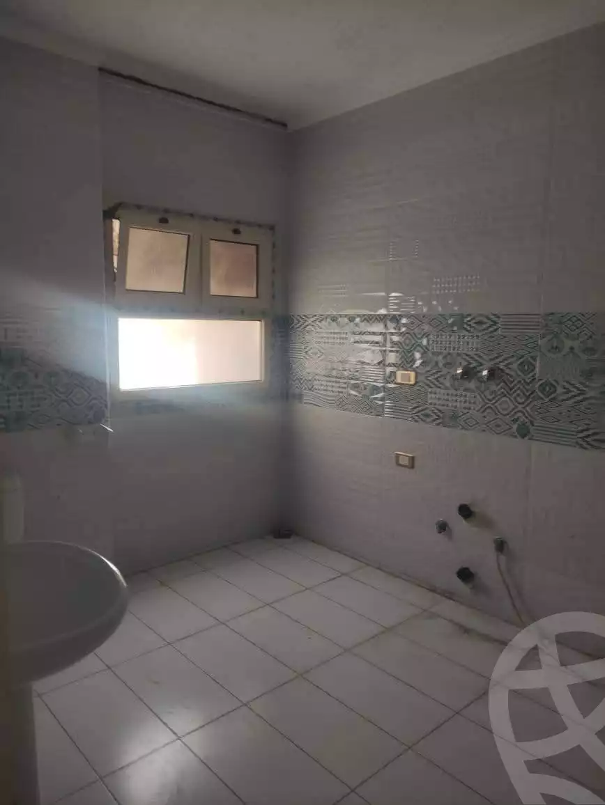 https://aqarmap.com.eg/ar/listing/6087822-for-rent-cairo-mokattam-lhdb-l-ly-el-naforah-square