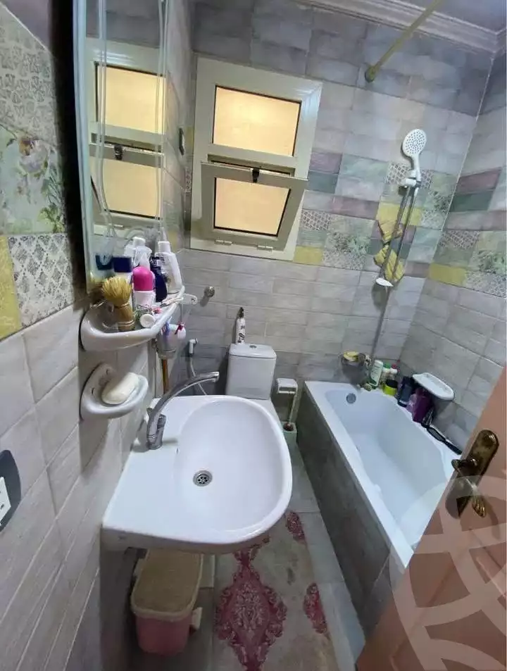 https://aqarmap.com.eg/en/listing/6088343-for-sale-alexandria-ganaklis