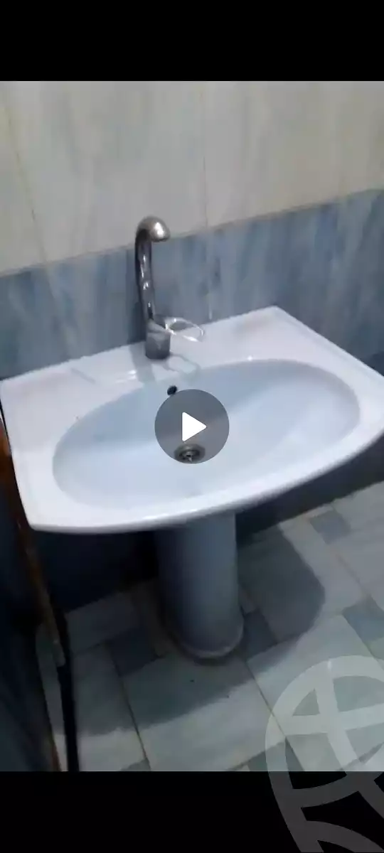 https://aqarmap.com.eg/ar/listing/6089512-for-rent-cairo-faisal-kafr-tohormos-kafr-tohormos-rd