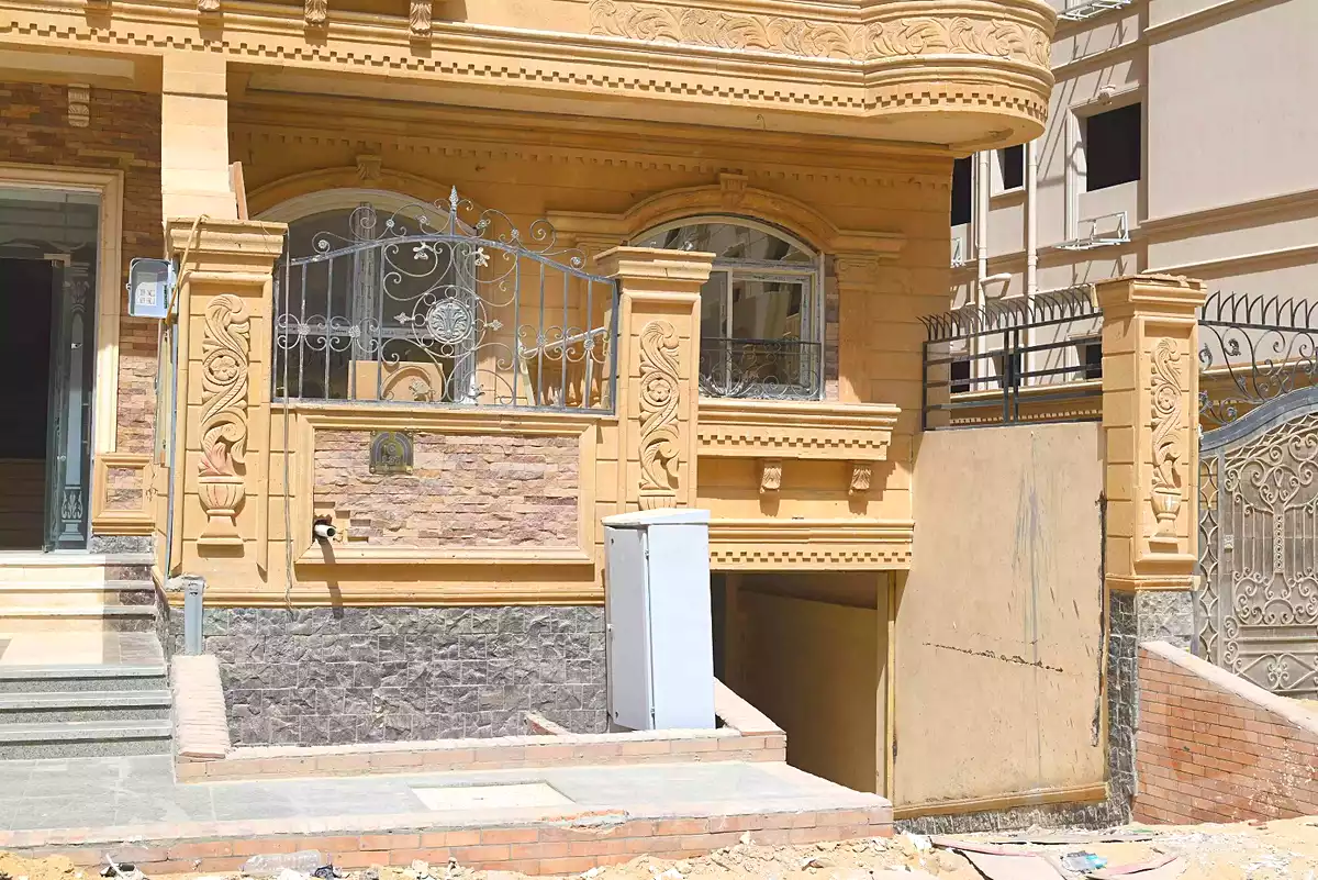 https://aqarmap.com.eg/en/listing/6089858-for-sale-cairo-el-sheikh-zayed-city-lshykh-zyd-ljdyd-ridge-compound-al-oula