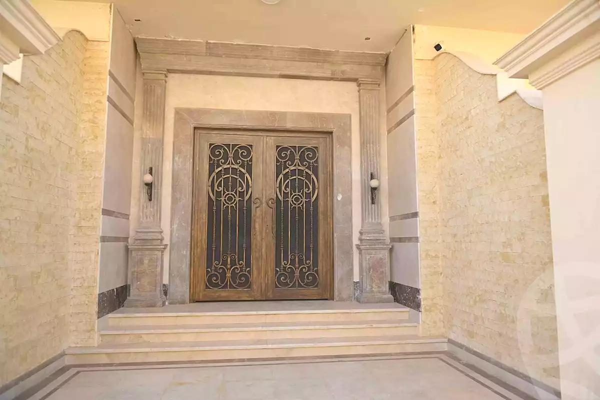 https://aqarmap.com.eg/en/listing/6089858-for-sale-cairo-el-sheikh-zayed-city-lshykh-zyd-ljdyd-ridge-compound-al-oula