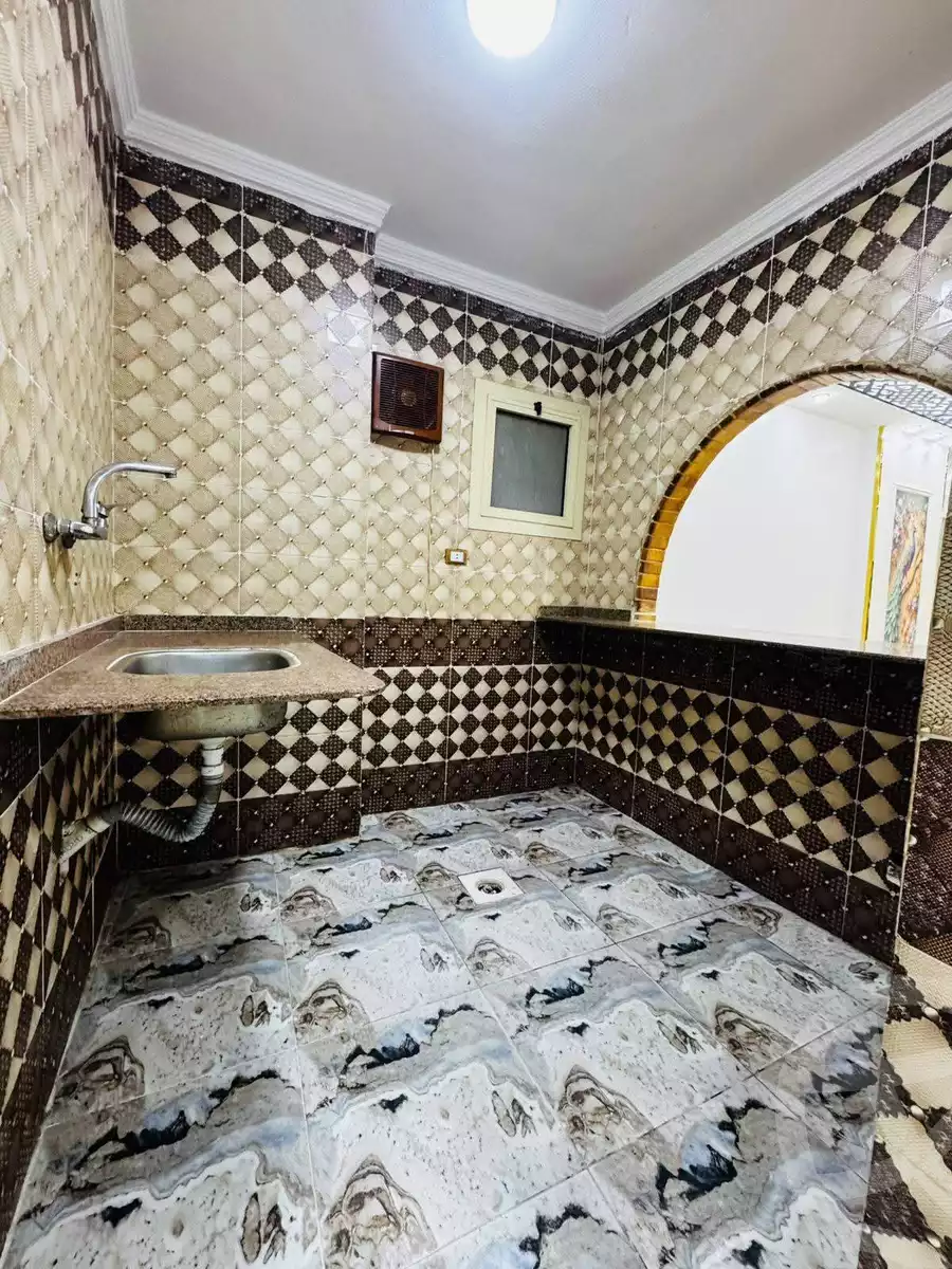 https://aqarmap.com.eg/ar/listing/6091545-for-sale-alexandria-l-jmy-el-kilo-21