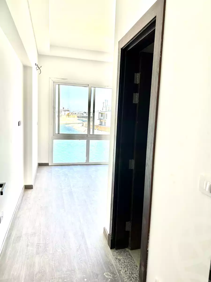 https://aqarmap.com.eg/ar/listing/6082745-for-sale-north-coast-new-alamein-mntj-t-l-lmyn-ljdyd-kmbwnd-mzryn