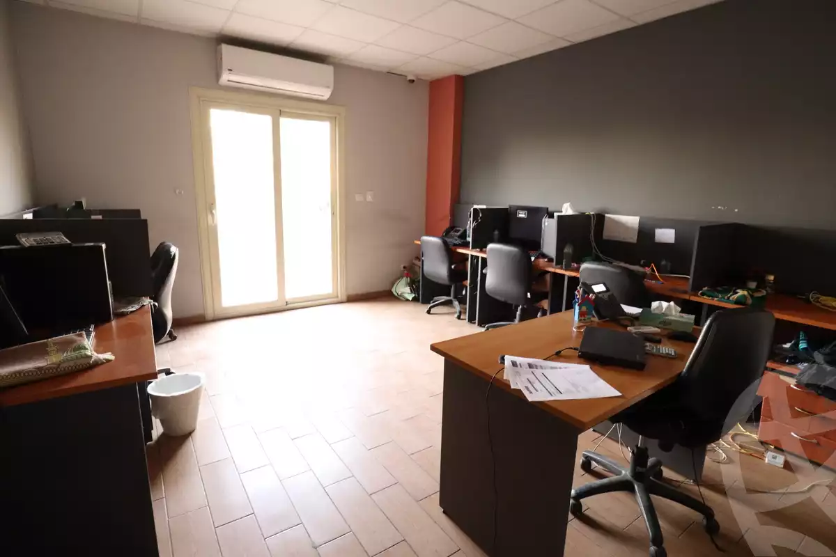 https://aqarmap.com.eg/en/listing/6093004-for-rent-cairo-el-maadi-sarayat-el-maadi-street-20